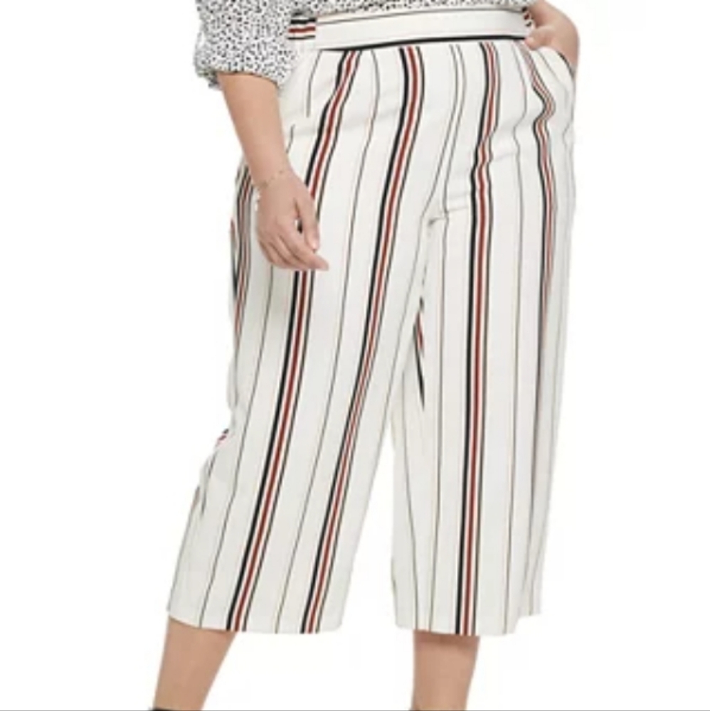 Apt. 9 White Navy Striped Super Sift Pull On Crops Size XL